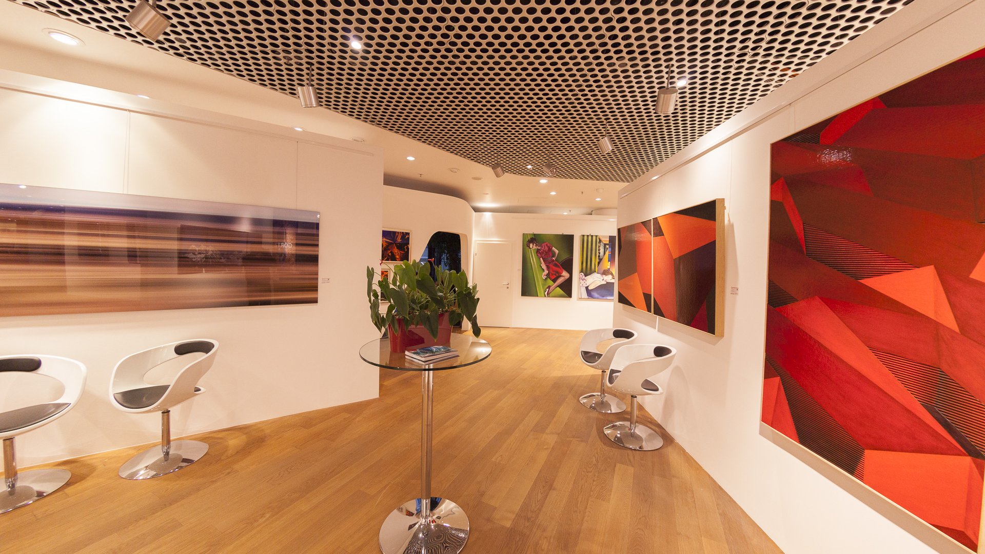 BURN-IN im Gerngross | Aurora CID
