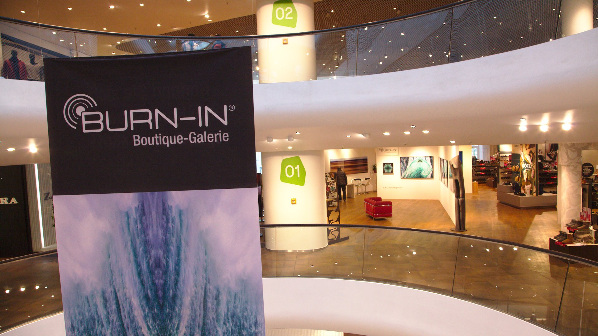 BURN-IN | Bespielung des Gerngross Atriums mit Originalkunst