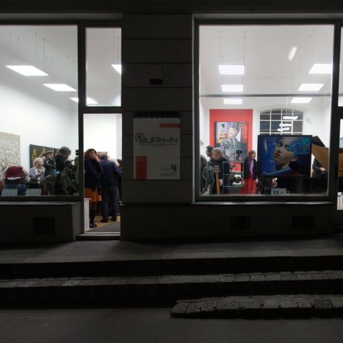 Impressionen vom stimmungsvollen, bestens besuchten Gedenk-Konzert am 30.12.2015 in der BURN-IN Galerie