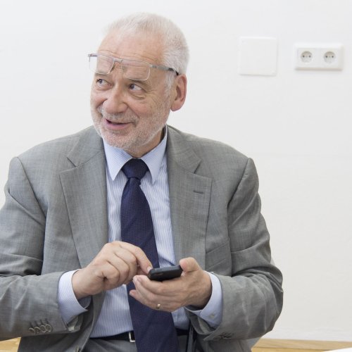 Dr. Erhard Busek